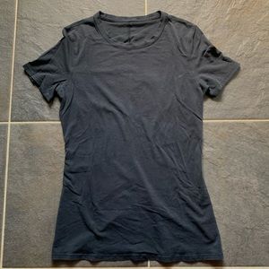 Lululemon shirt